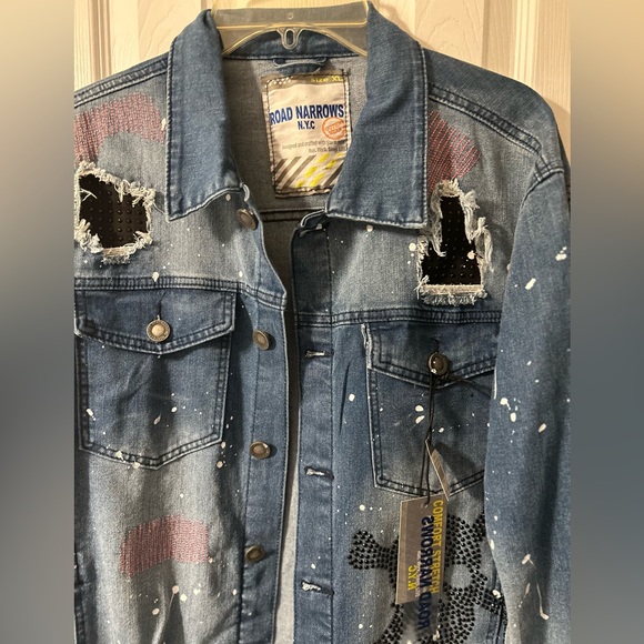 Road Narrows NYC Ripped Patched Distressed Stretch Denim Jacket New!! - Picture 3 of 5